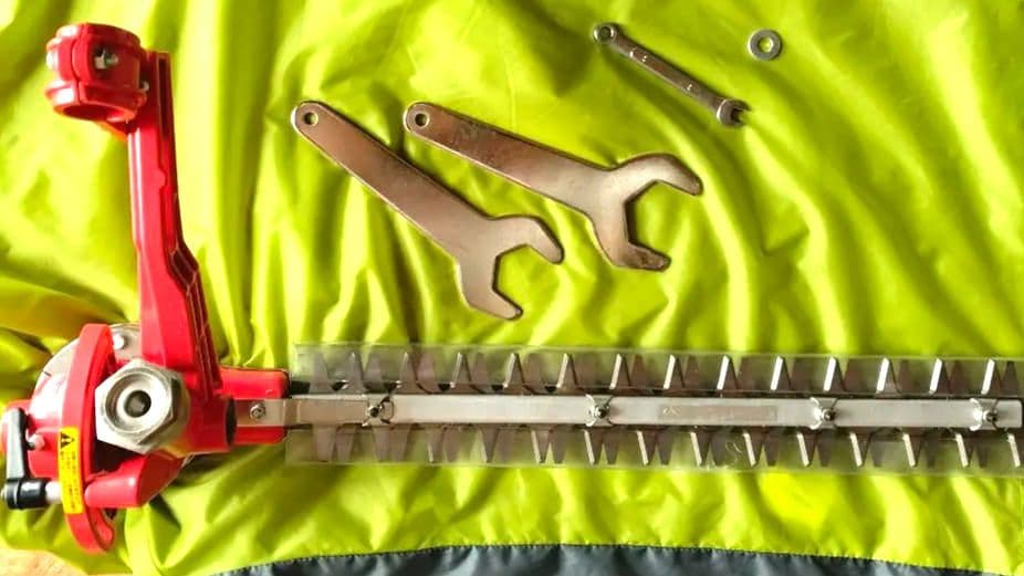 ニシガキ工業 L型バリカン500 N-832【1回のみ使用・美品】サビ止め済