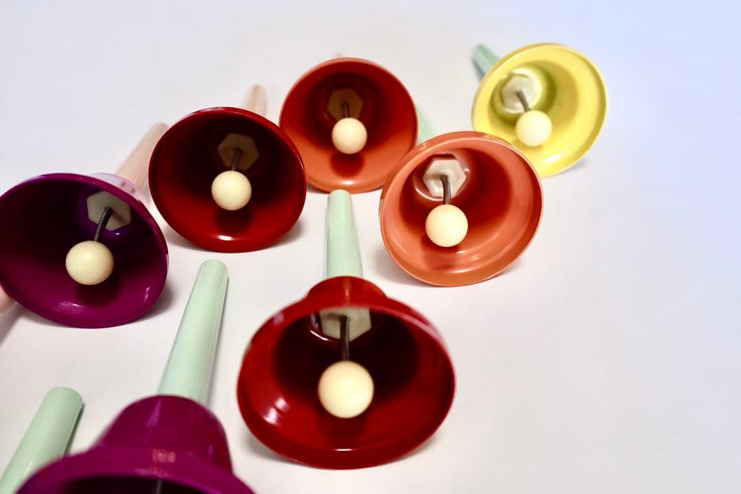 ウチダ ミュージックベル ハンドベル 20音 20個　株式会社 内田洋行