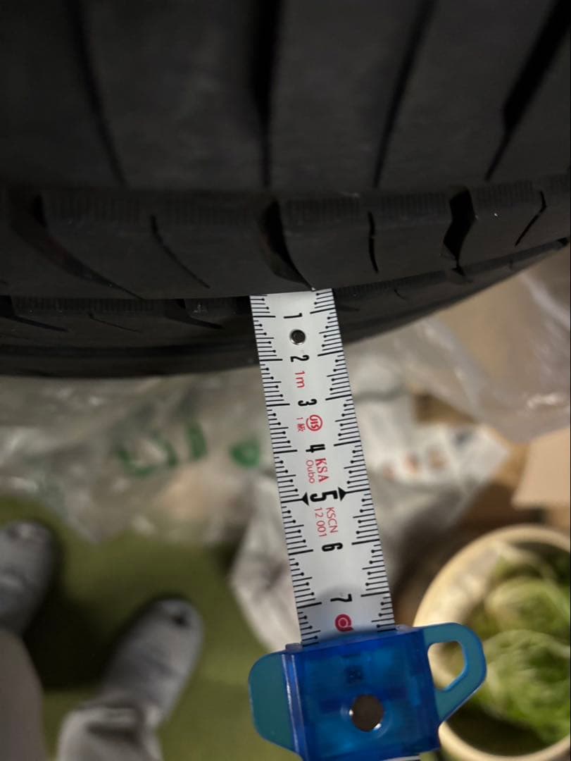 TOYOタイヤ　245/35R20 4本セット