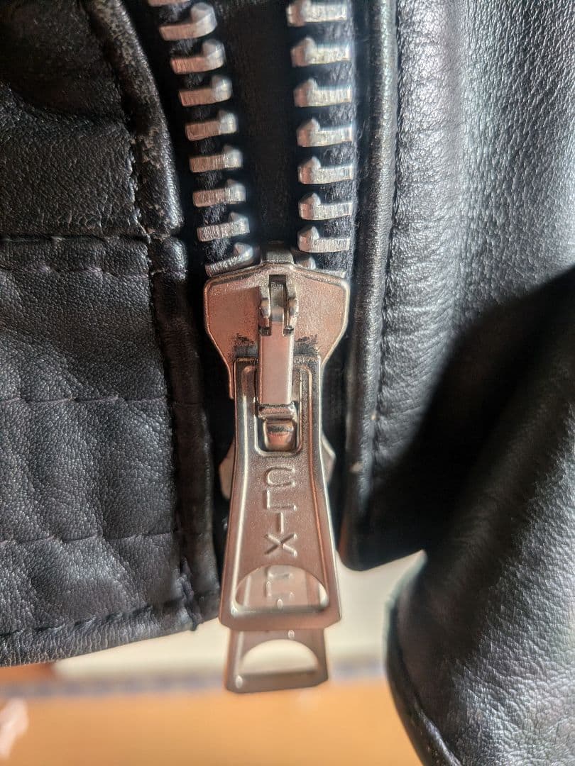 ルイスレザー　タイトフィットカウハイド　36