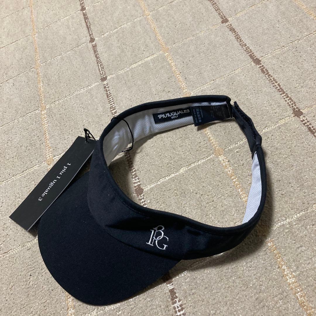 1PIU1UGUALE3 サンバイザー　キャップ