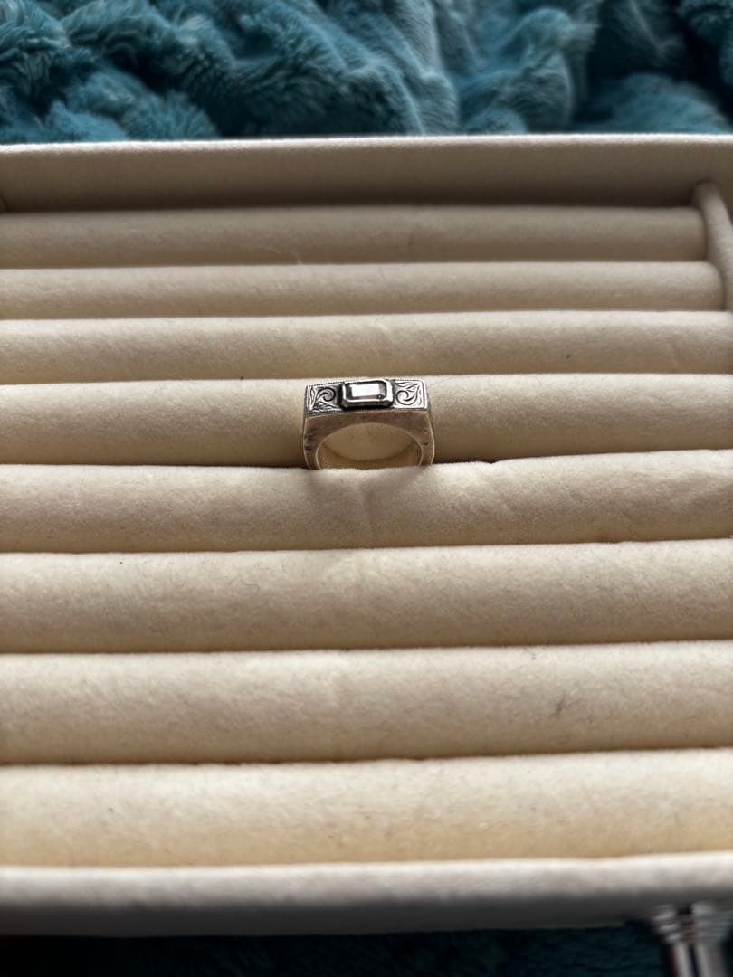 ANTIDOTE BUYERS CLUB リング