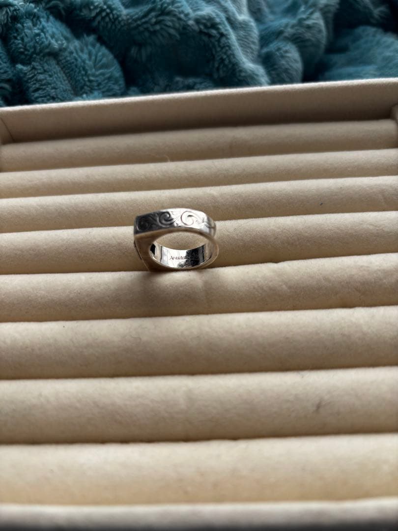 ANTIDOTE BUYERS CLUB リング