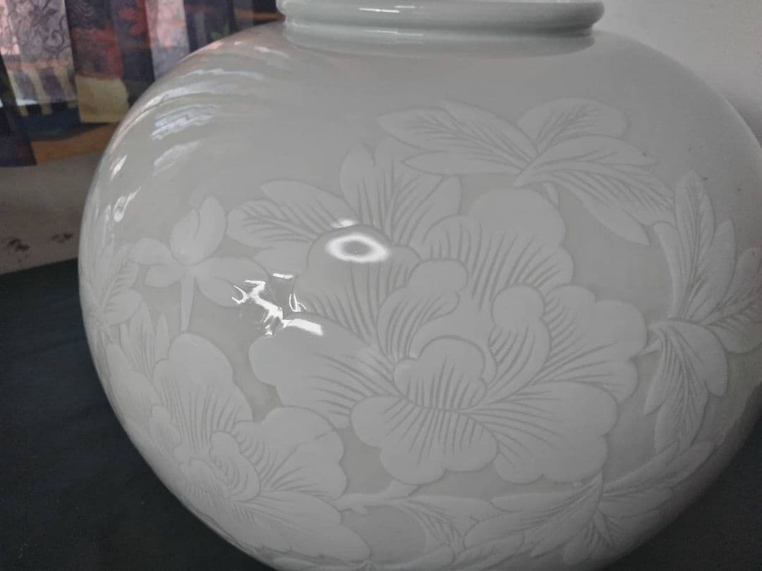 青白磁壺　青磁　成日　韓国　大きな花瓶