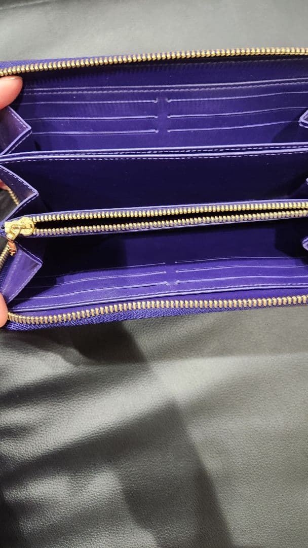 Louis Vuitton パープル長財布