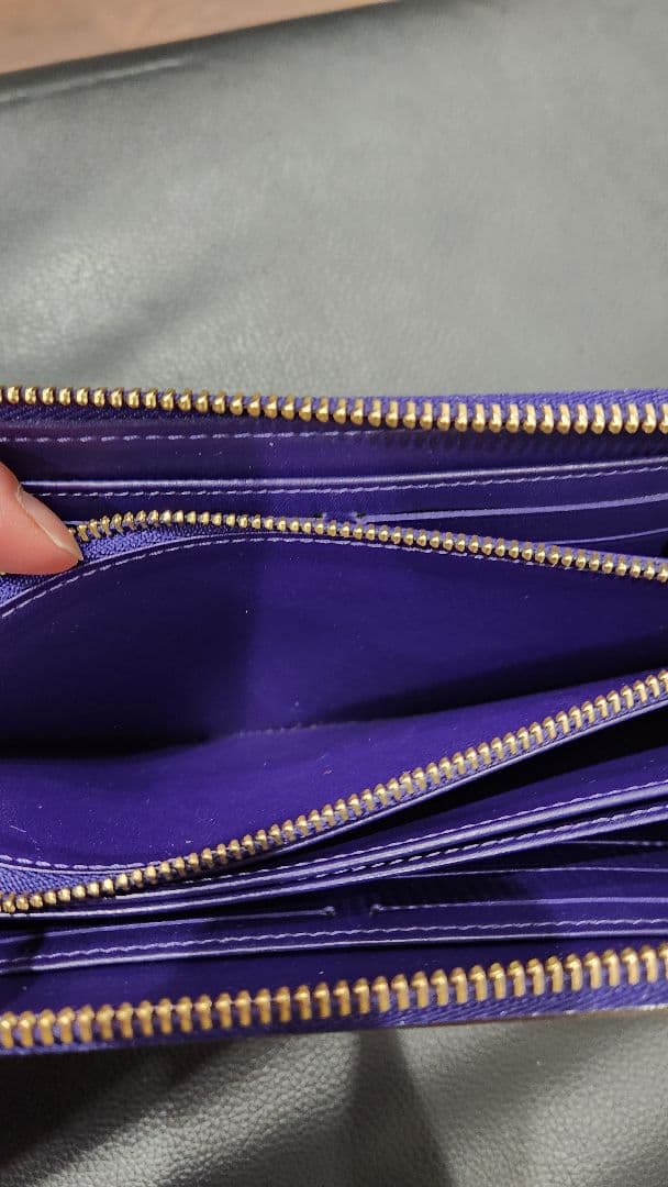 Louis Vuitton パープル長財布