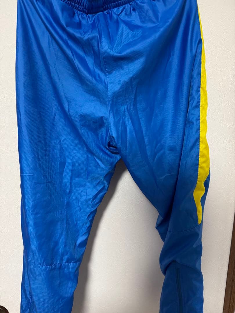 国見中サッカー　ウィンドブレーカー上下　PUMA