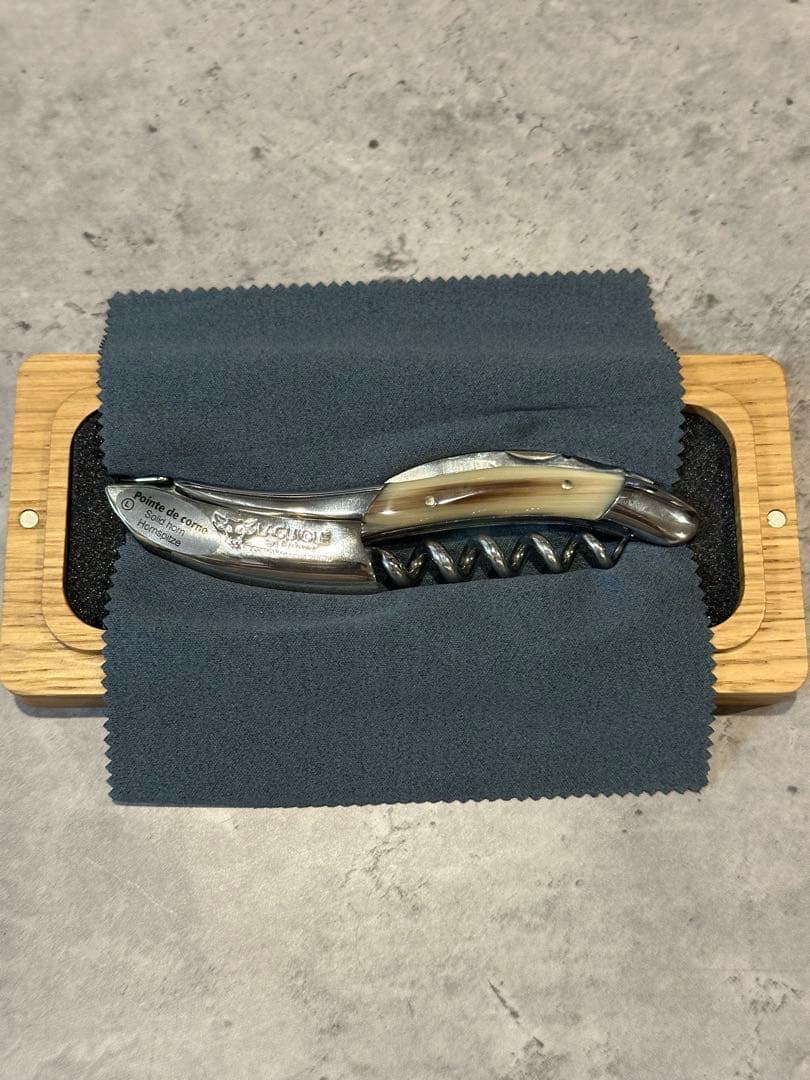 ラギオール アンオブラック LAGUIOLE en Aubrac ソムリエナイフ