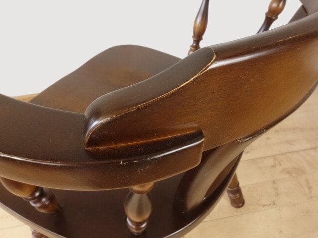 飛騨産業　キツツキ　穂高　アームチェアーB　イス　 木製　再塗装済ＵＳＥＤ
