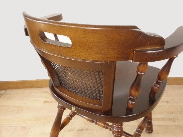 飛騨産業　キツツキ　穂高　アームチェアーB　イス　 木製　再塗装済ＵＳＥＤ