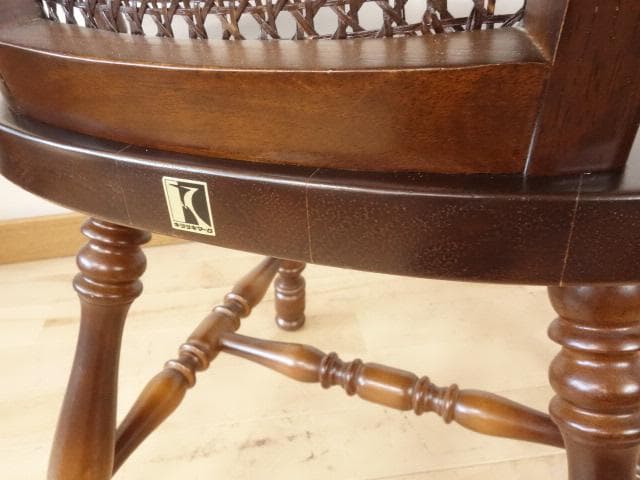 飛騨産業　キツツキ　穂高　アームチェアーB　イス　 木製　再塗装済ＵＳＥＤ