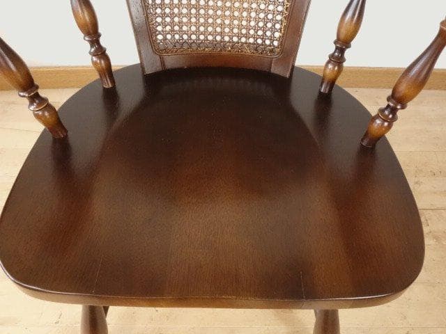 飛騨産業　キツツキ　穂高　アームチェアーB　イス　 木製　再塗装済ＵＳＥＤ