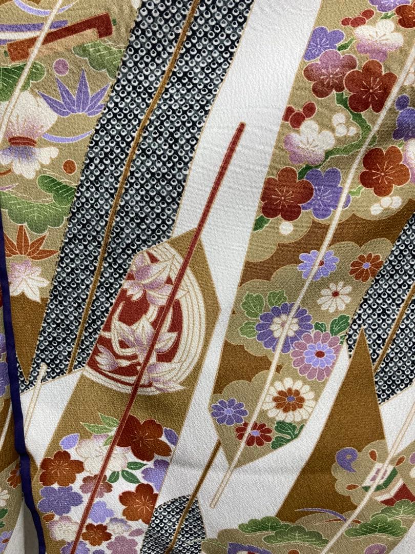 五歳　男児　七五三　着物羽織長襦袴セット　花柄　茶のしめ　オンリーワン　個性的