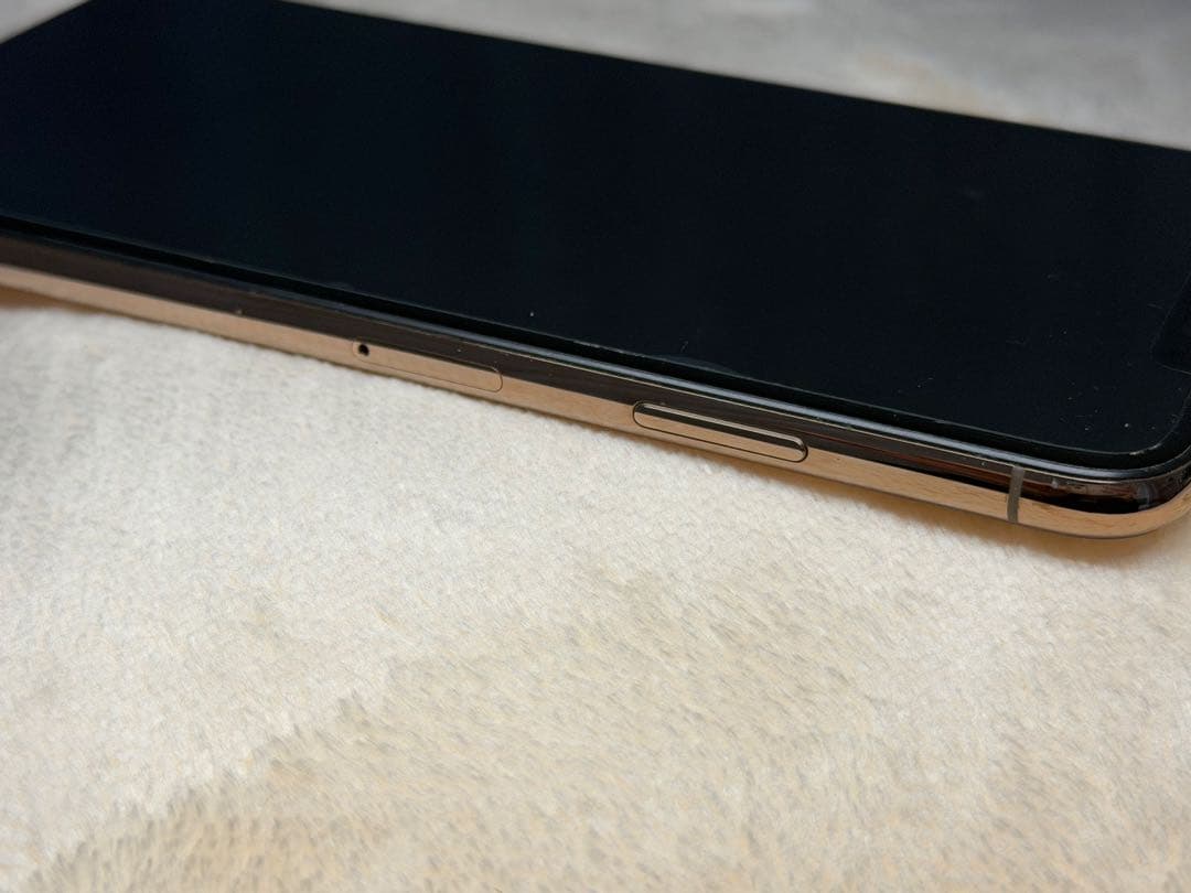 iPhone Xs Maxゴールド　256GB SIMフリー　本体のみ