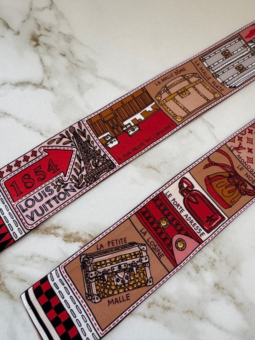 LOUIS VUITTON レッド・マルチカラー スカーフ　LVショッパー付き