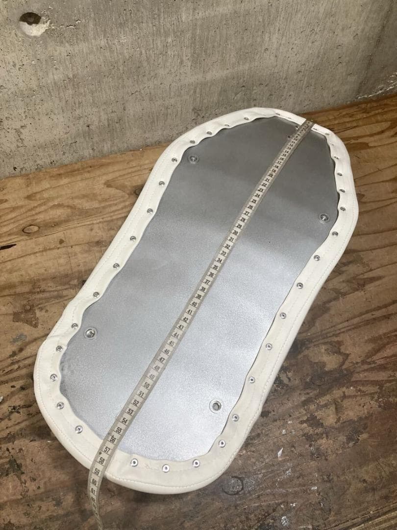 送料無料 TTシート 薄型 WH タックロールトライアンフ SR ベイツ