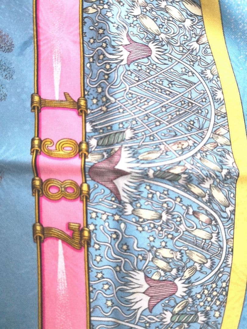 エルメス　HERMES　スカーフ　カレ90　技巧の火