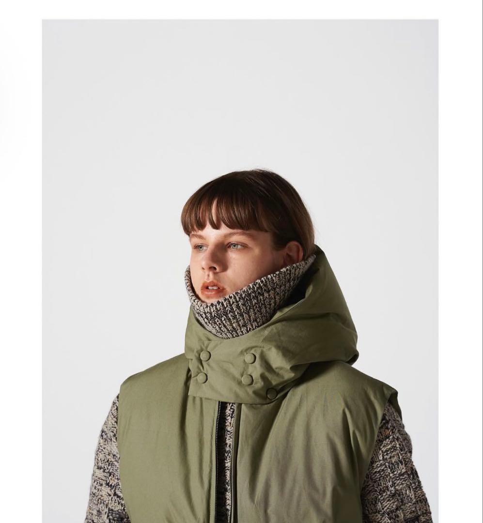 INSCRIRE / アンスクリア ダウンベスト クリーム　プリマロフト