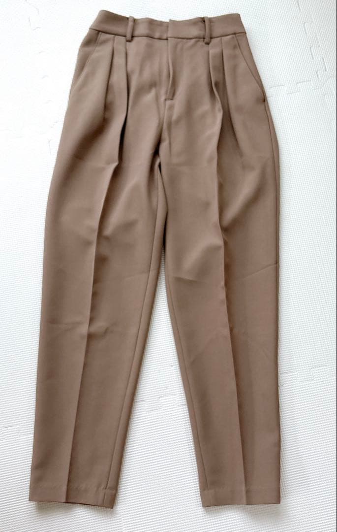 ルイルエブティック ノーカラーウエストタックペプラムパンツスーツ 入園入学七五三