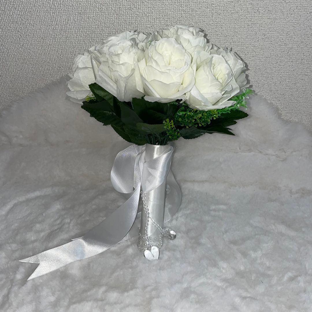 m*t様 ホワイト　ブーケ　造花