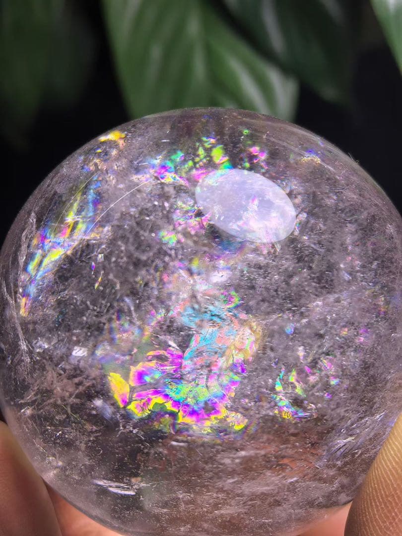 天然石 ビックサイズ　虹あり水晶のスフィア　丸玉YY862G.297