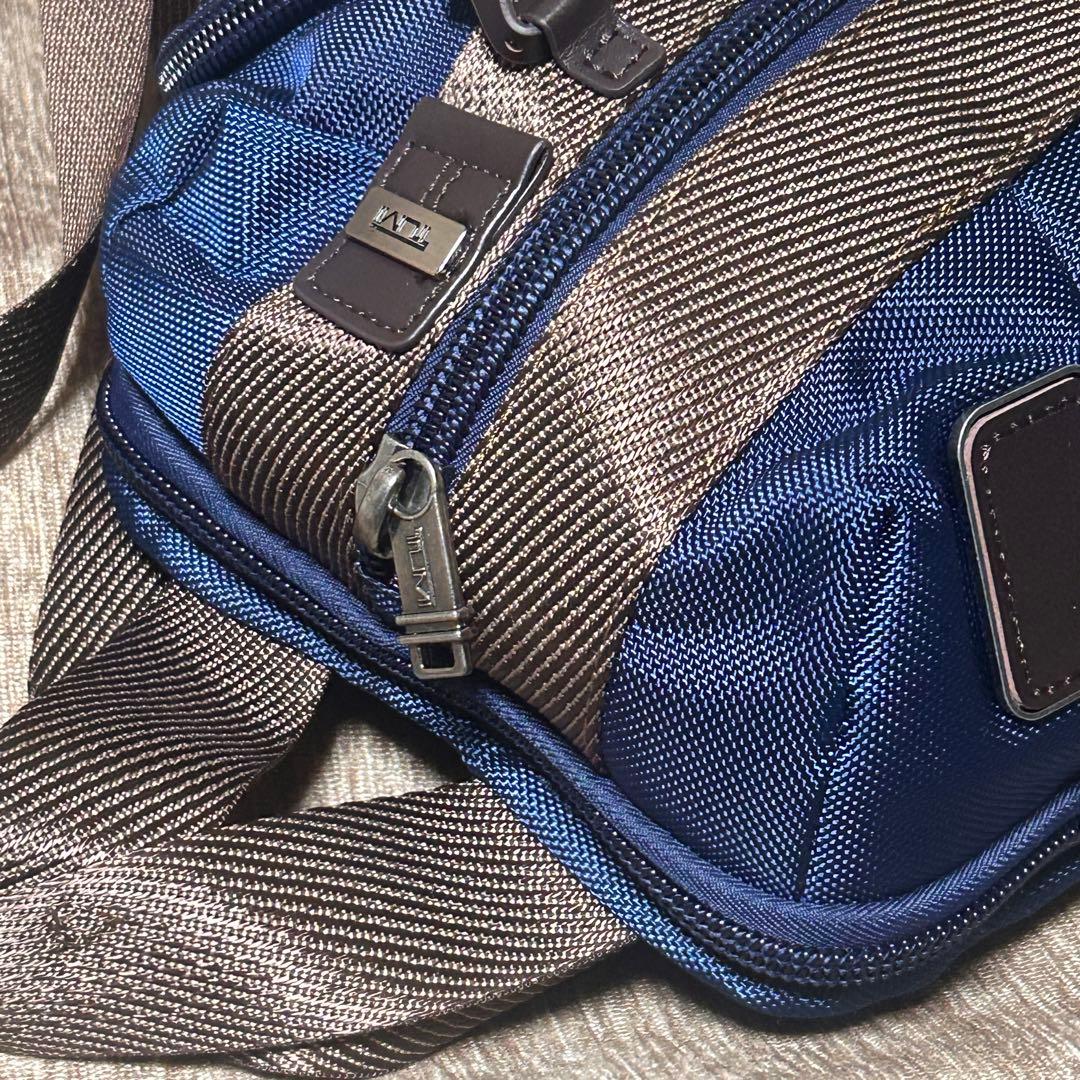 未使用　タグ付き　TUMI ALPHA BRAVO モントレー　ボディバッグ