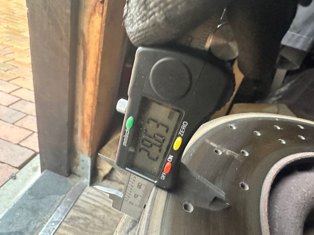 VAB 後期　6pot/2pot車のフロント用ブレーキローター