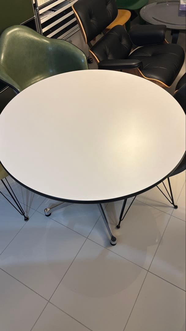 ケイ【保証書有】ハーマンミラー コントラクトベース 丸テーブル