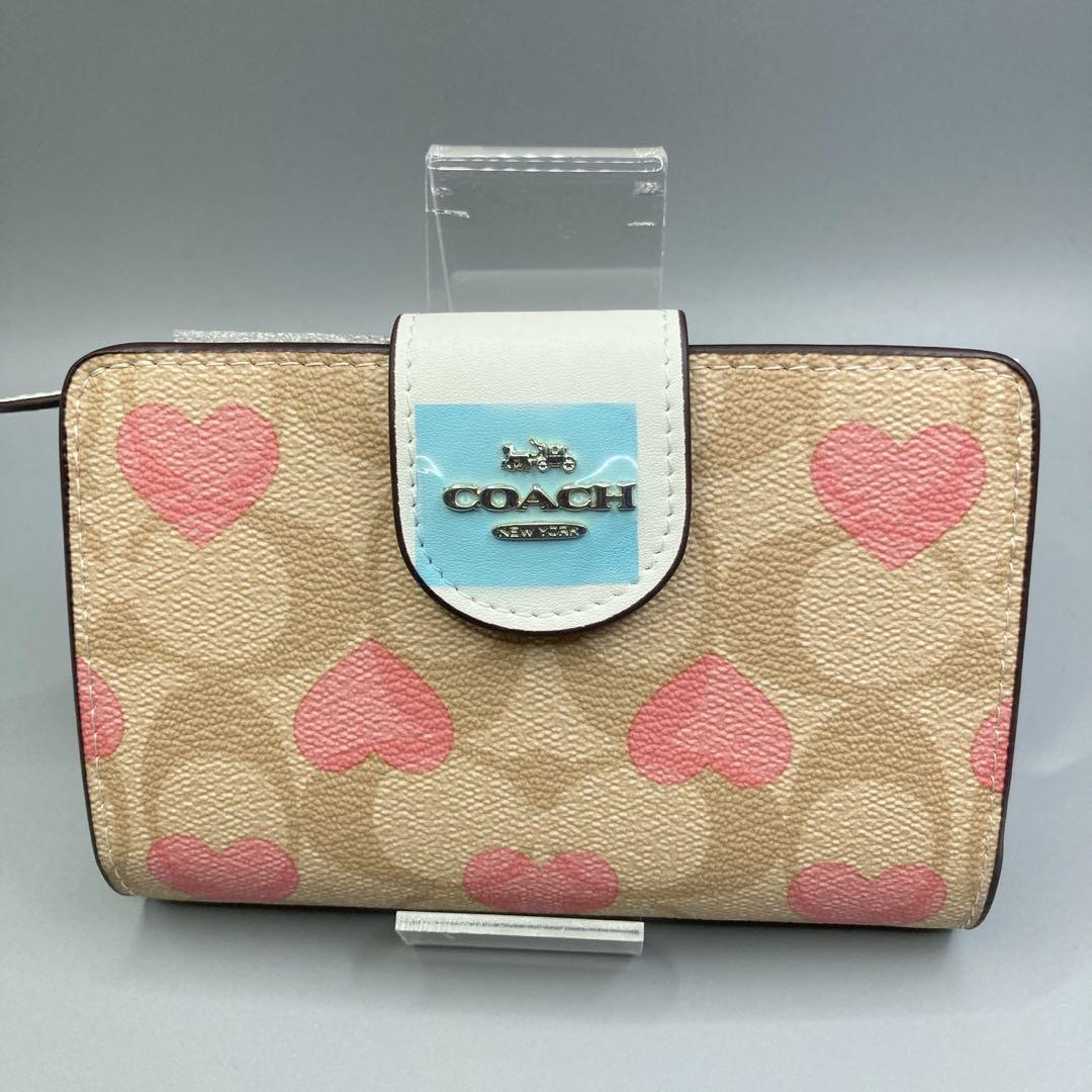 新品　未使用　COACH コーチ 2つ折り財布 ジップ　シグネチャー ハート