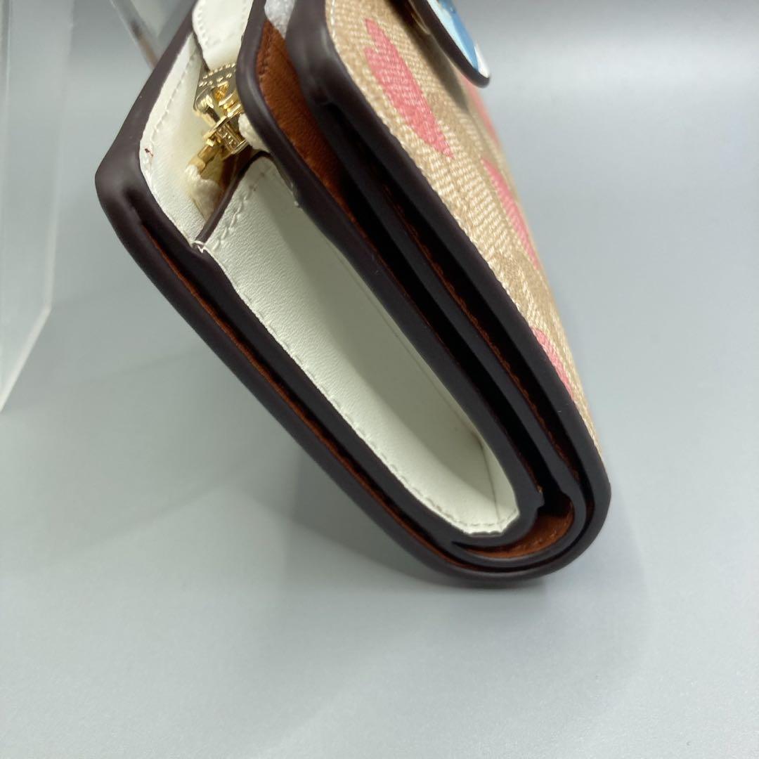 新品　未使用　COACH コーチ 2つ折り財布 ジップ　シグネチャー ハート