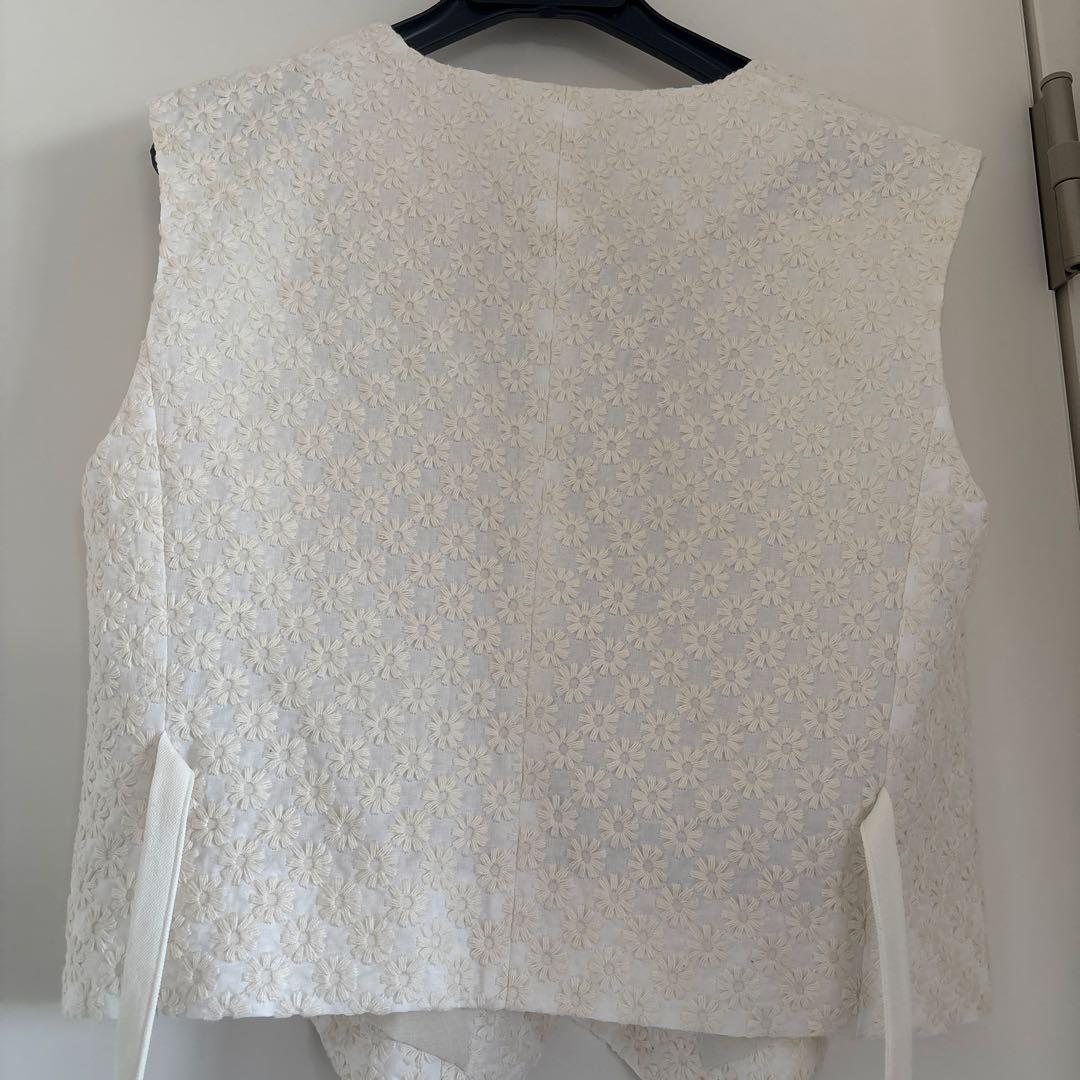 yori ヨリ フラワー刺繍ミニジレ36