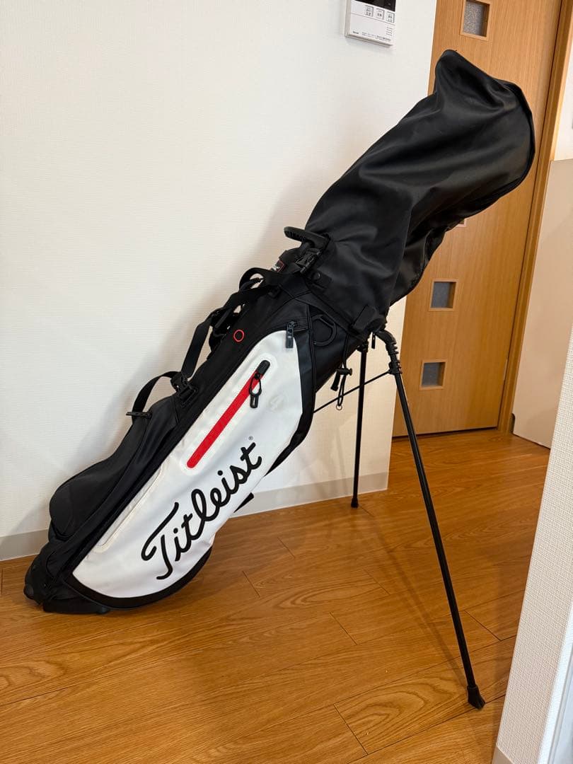Titleist スタンドバッグ 黒x白 キャディーバッグ