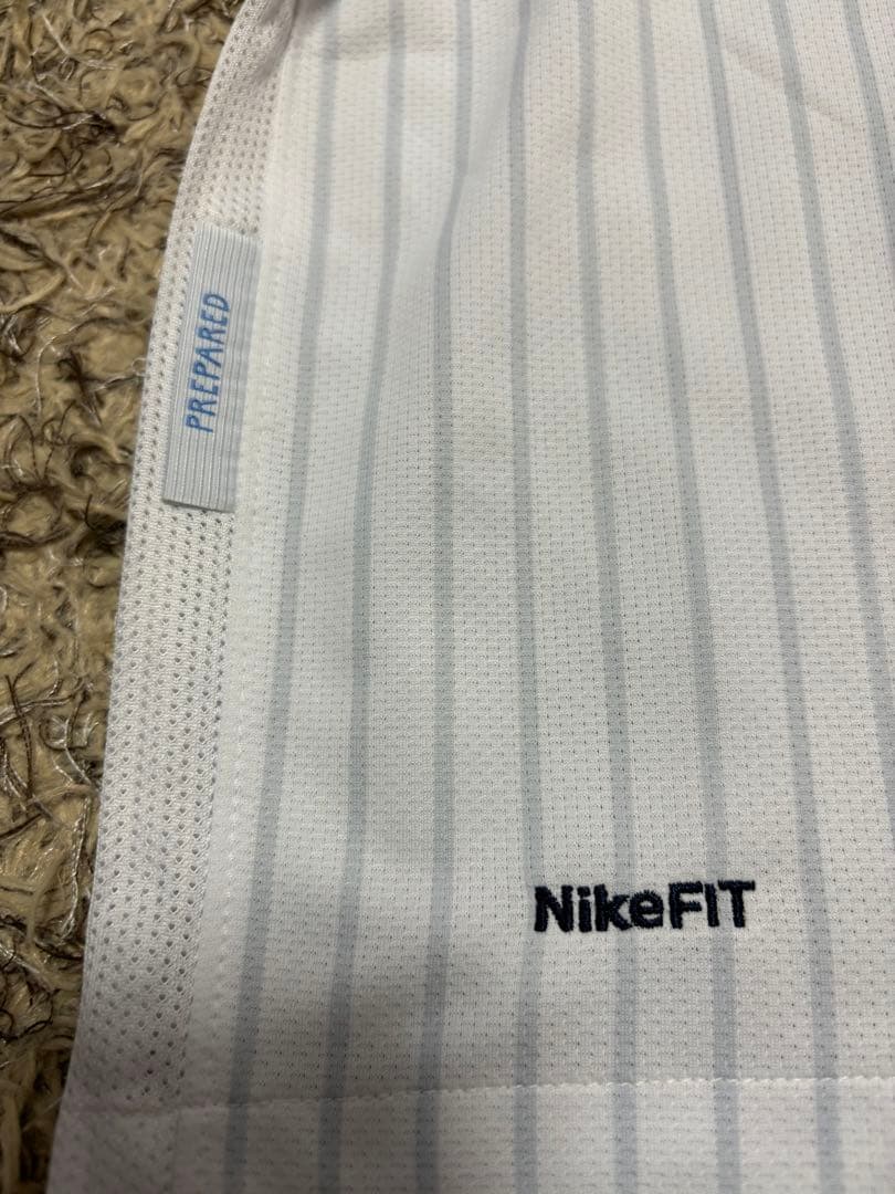 新品　アストンヴィラ　ナイキ NIKE ユニフォーム