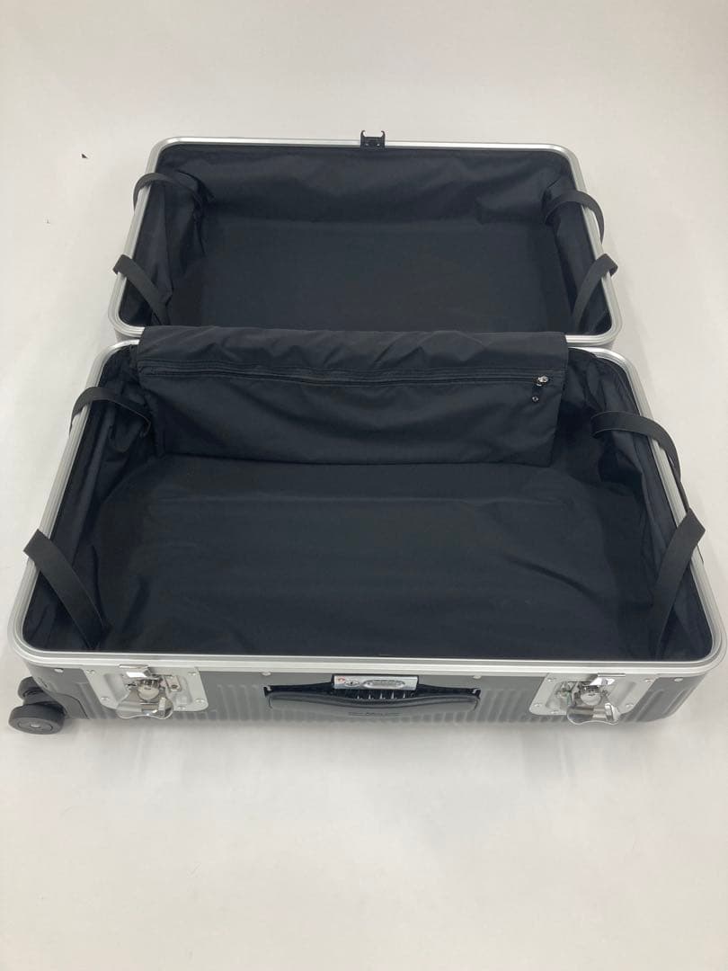 eru エフピーエムミラノ スーツケース バンクライト