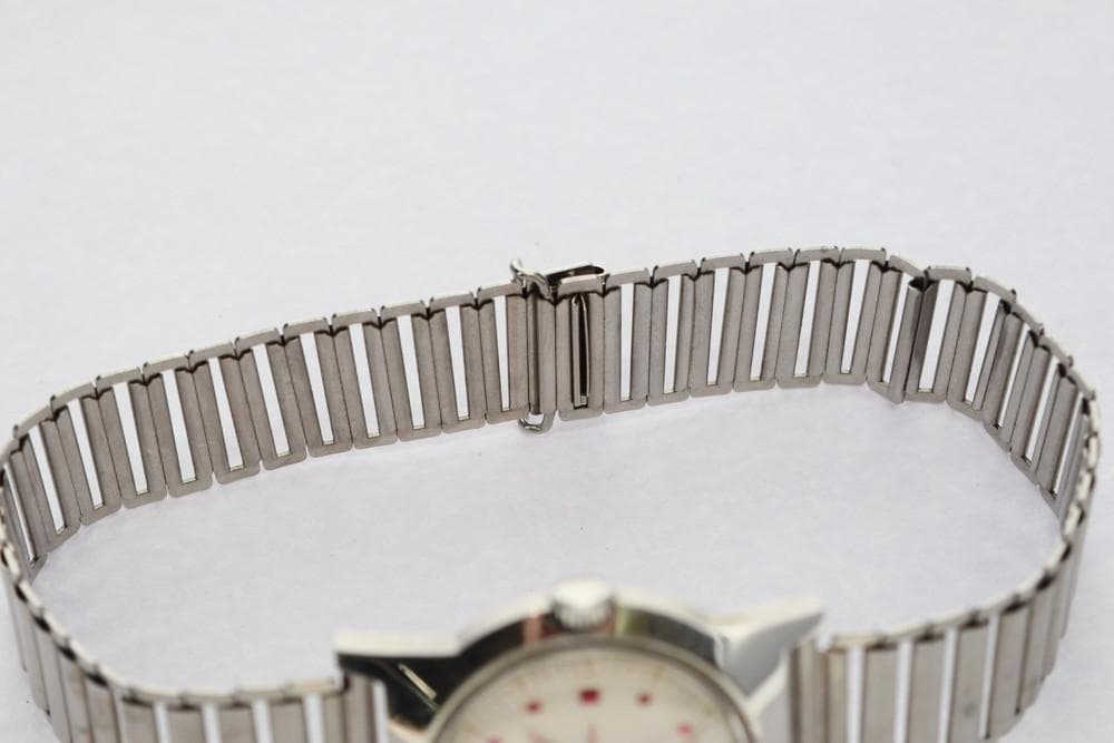 ◆WEST ENDWATCH PRIMAキープセイク手巻き 腕時計　09058