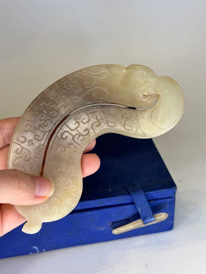 A C様　中国 古玉 龍形佩 玉石彫刻 古代玉器 骨董品 コレクション 51g