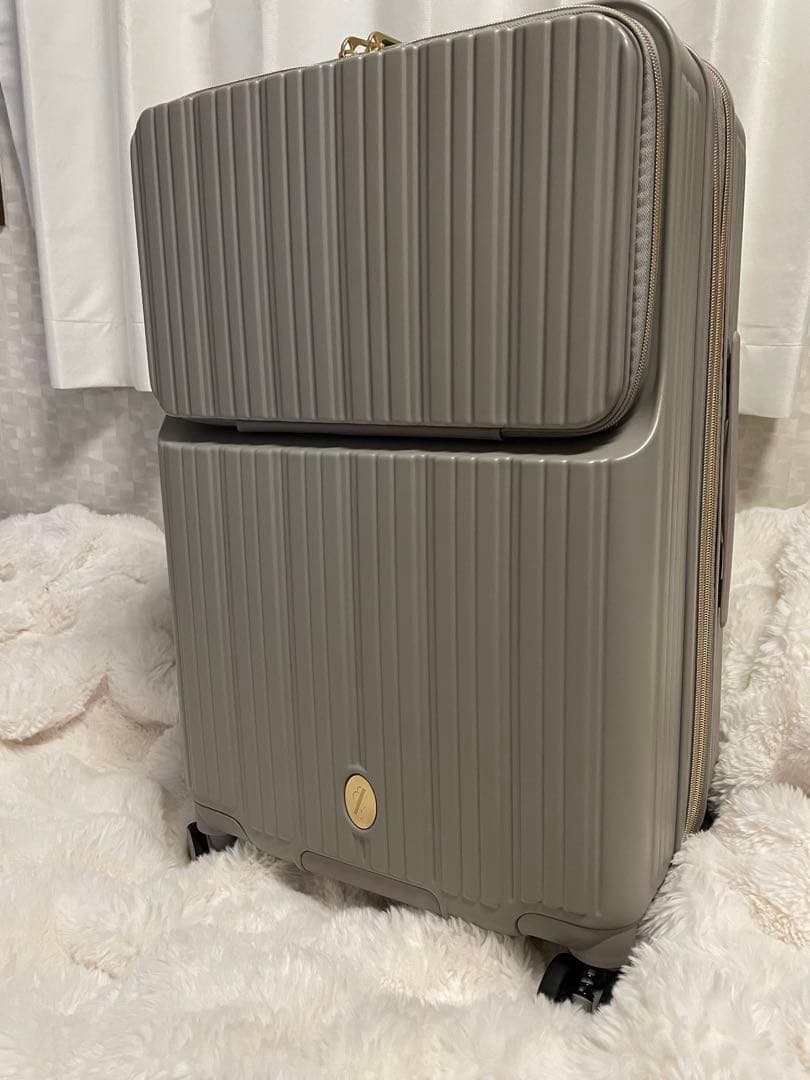 ビビエスト　スーツケース　キャリーケース