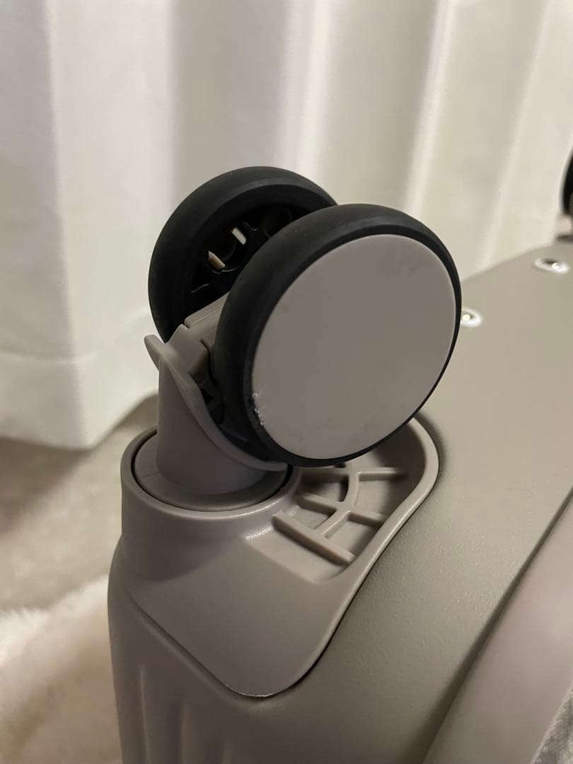 ビビエスト　スーツケース　キャリーケース