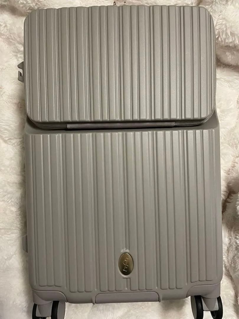 ビビエスト　スーツケース　キャリーケース
