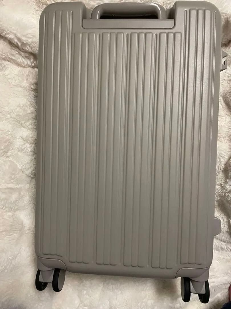 ビビエスト　スーツケース　キャリーケース