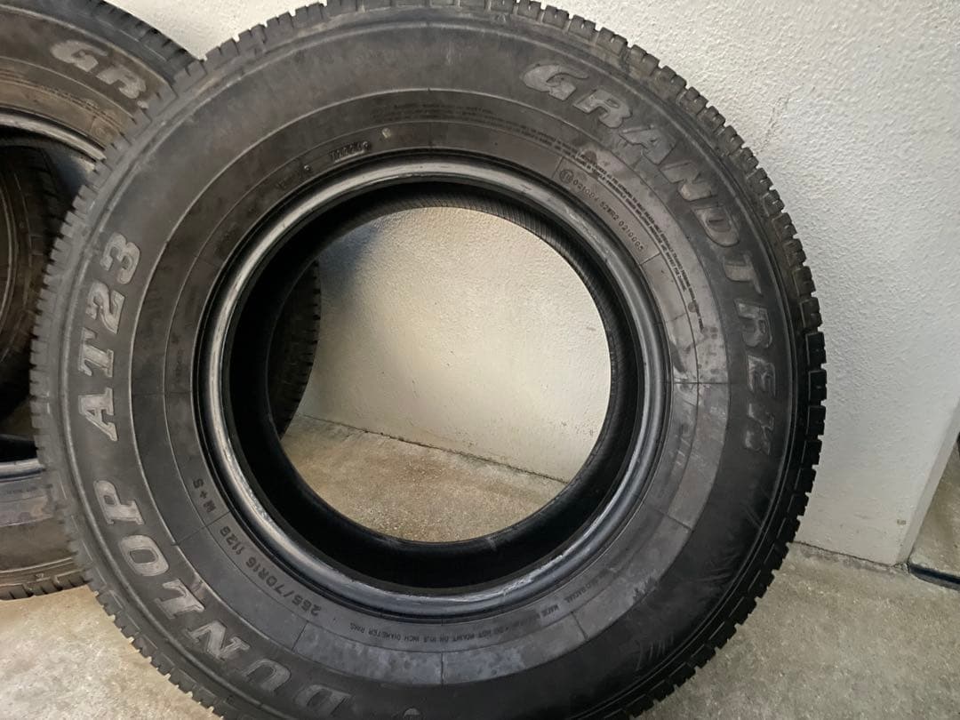 DUNLOP AT23 265/70R16 ランクルサーフなど　引き取り可