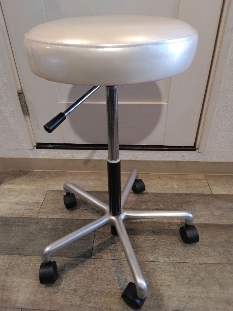 タカラベルモントカットチェア①