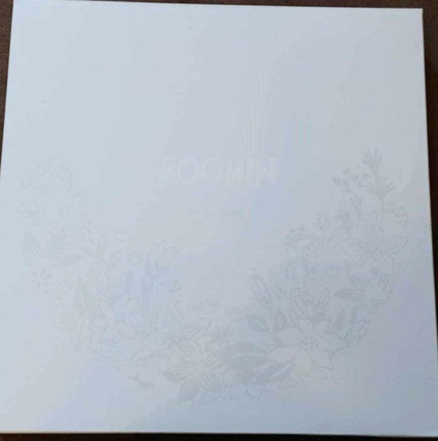 ☆新品未使用☆ムーミン 壁掛け時計 ウォールクロック フラワーリース