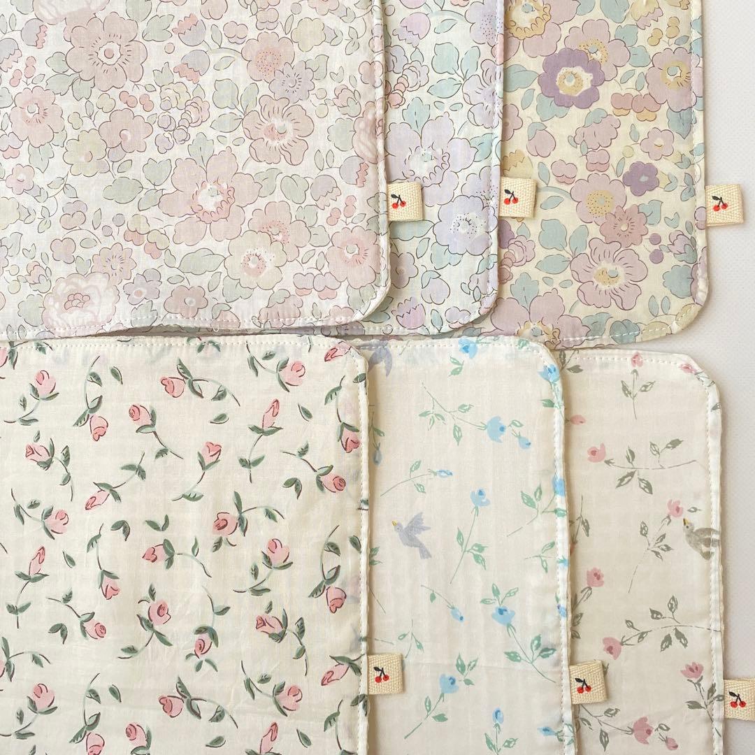 ソフィままさま専用ページ　リバティ　ハンカチ