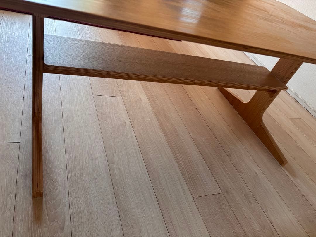 リビングでもダイニングでも使える　ダイニングテーブル3 オーク材　お引き取り可