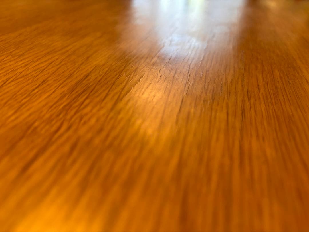 リビングでもダイニングでも使える　ダイニングテーブル3 オーク材　お引き取り可