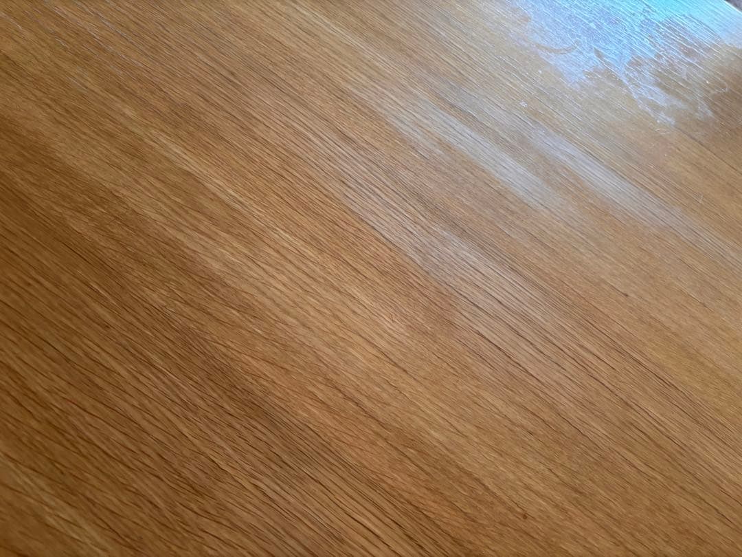 リビングでもダイニングでも使える　ダイニングテーブル3 オーク材　お引き取り可