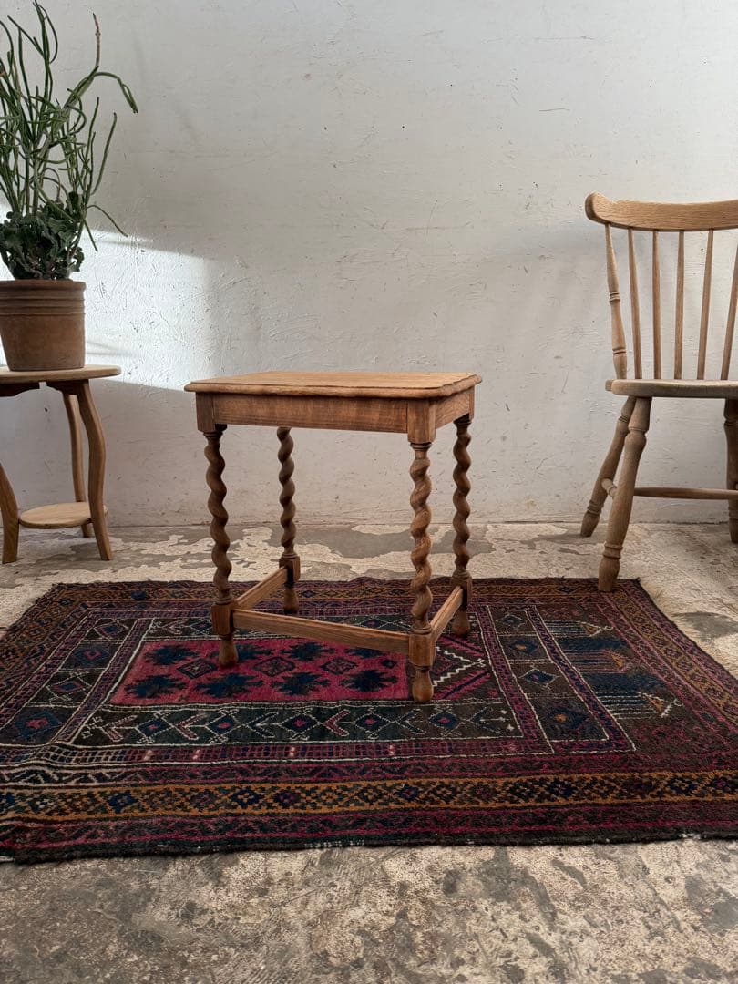 ビンテージ　サイドテーブル ベッドサイドテーブル　中　剥離