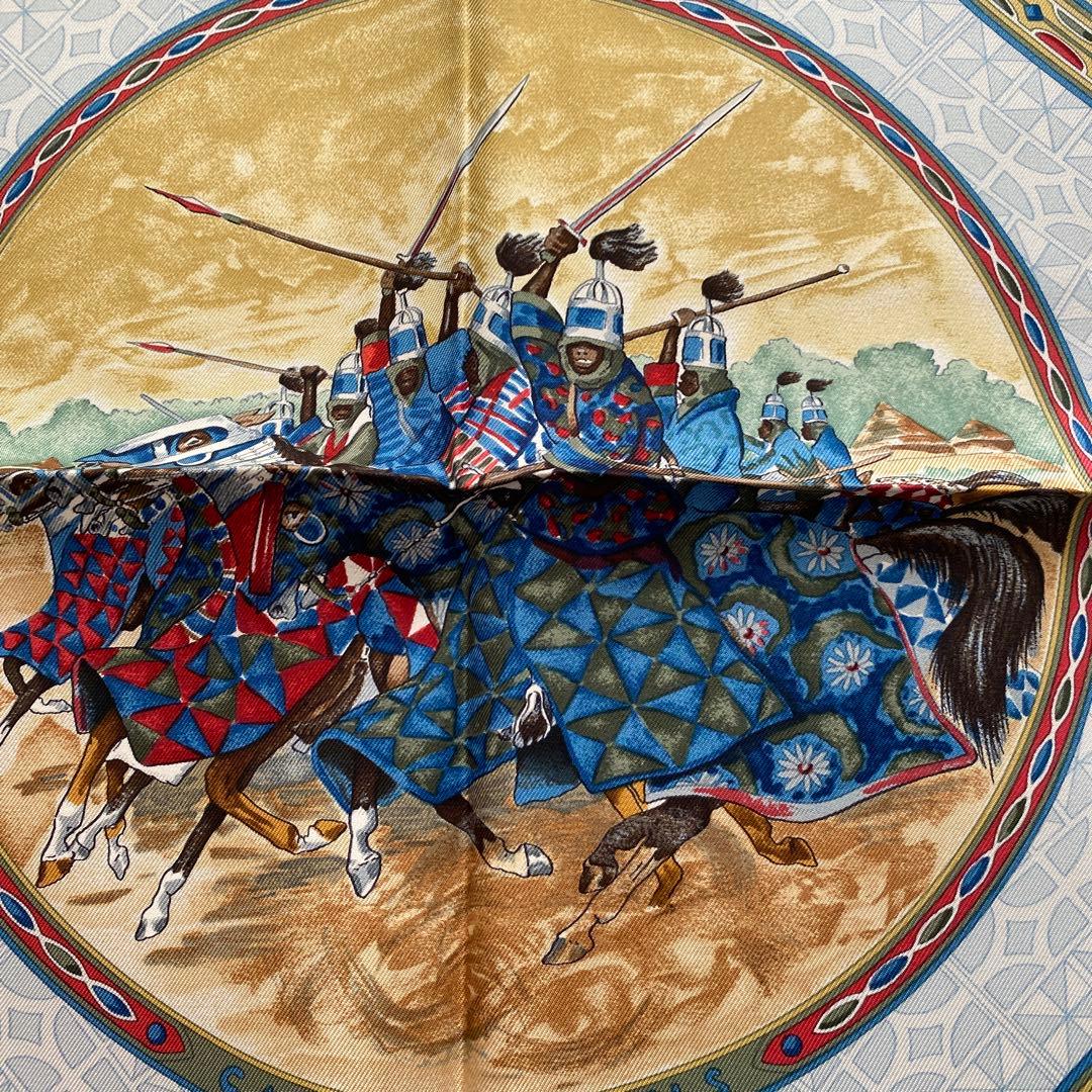 未使用新品　エルメス　HERMES スカーフ　部族柄