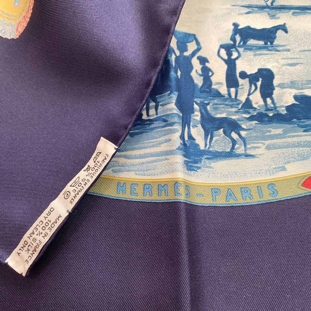 未使用新品　エルメス　HERMES スカーフ　部族柄